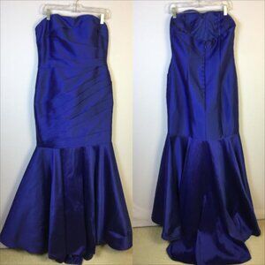 Adrianna Papell Mermaid Strapless Gown Sz 12 Womans Purple Pleated Bridal Party
